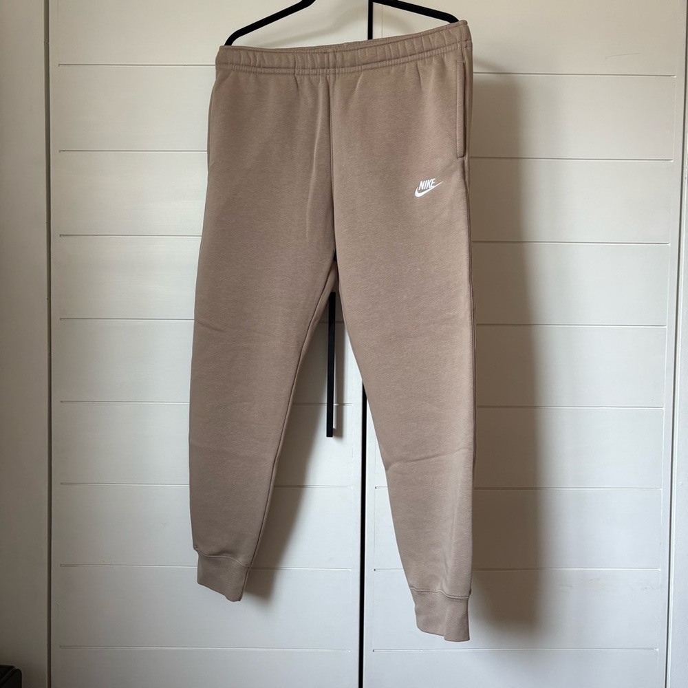 Brand new with tags mens Nike Tan Jogger Pants